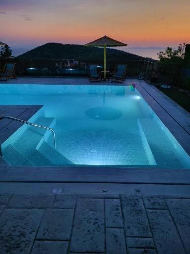 "Stergiou Luxury Apartment 2Nd Floor" Με Κοινη Πισινα Saronida Extérieur photo